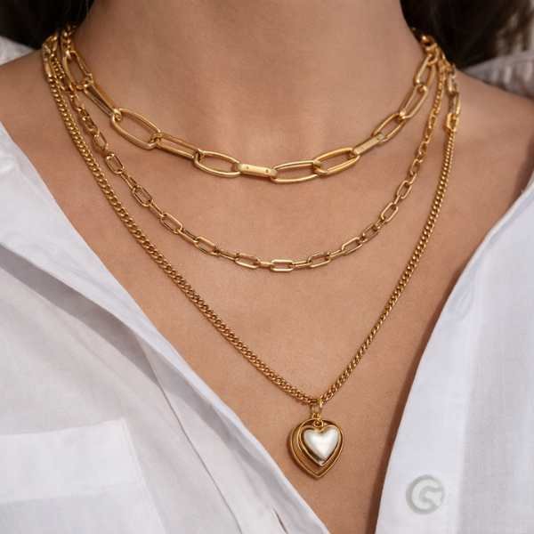 WOMEN CHAINS